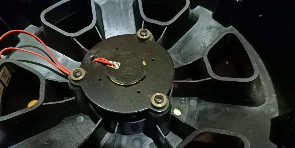 コーンを取り外したPD-105