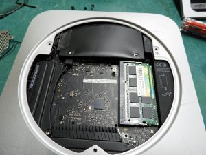 Mac mini 2012 inside